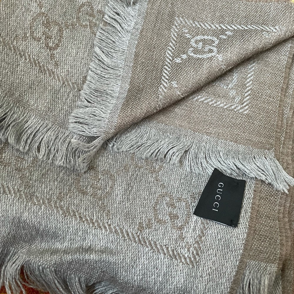 New Gucci GG Wool Jacquard Scarf